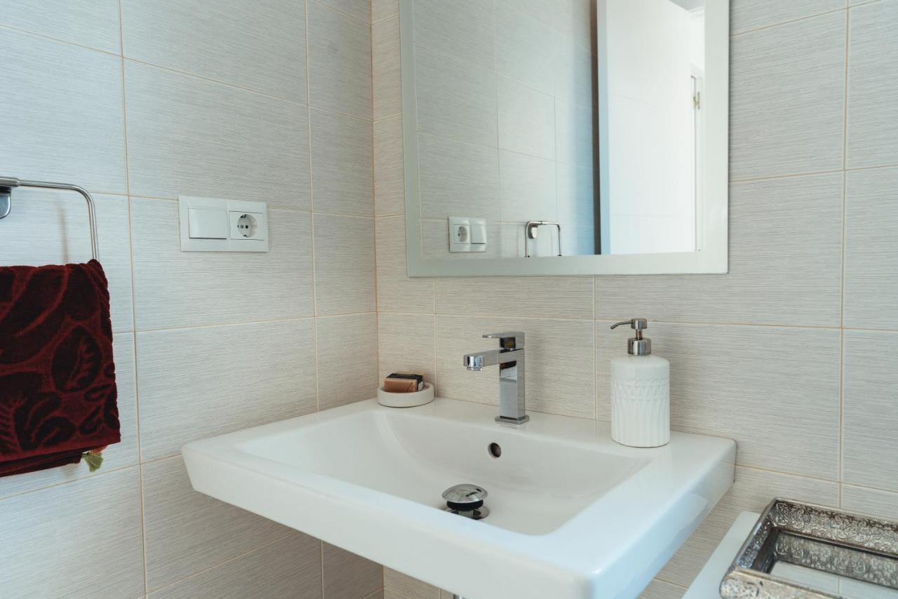 2Bdr Penthouse, Los Naranjos, W/Pool, 2Km P.Banus Marbella Eksteriør billede