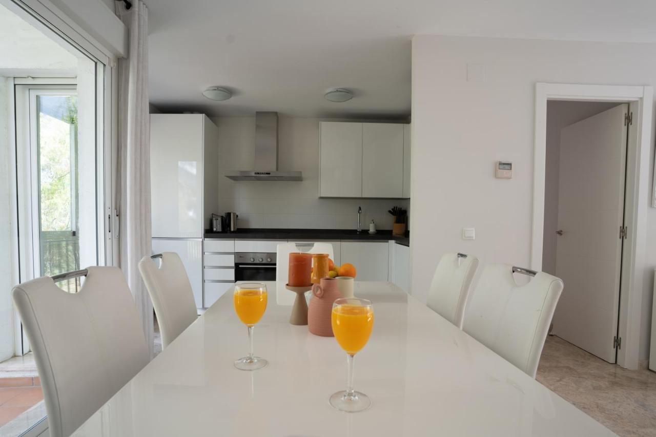 2Bdr Penthouse, Los Naranjos, W/Pool, 2Km P.Banus Marbella Eksteriør billede