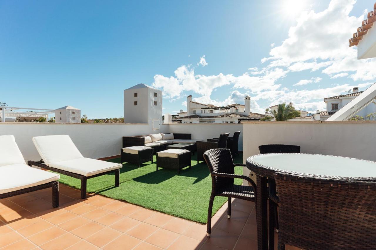 2Bdr Penthouse, Los Naranjos, W/Pool, 2Km P.Banus Marbella Eksteriør billede